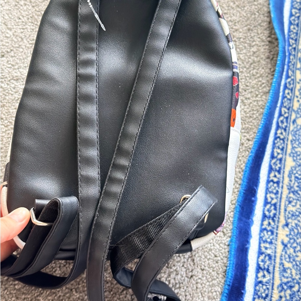 Anime Character Print Backpack - Picture 8 of 9